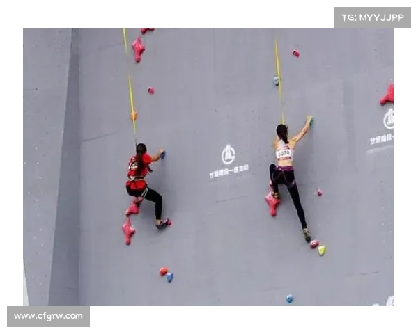 攀岩赛事报道视频
